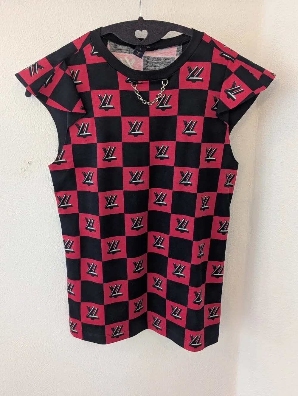 Louis Viutton Sleeveless Top with Embossed Logo Pattern - Black & Red